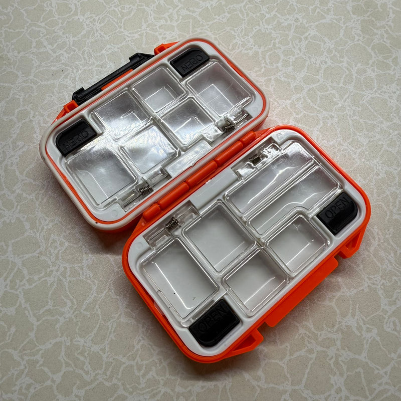 Коробка для мормышек двойной с кнопка 8см*11см*3,5см,